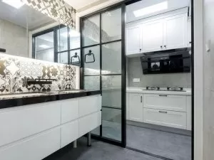 极简平移滑动铝合金门图片 厨房钛镁铝合金门窗图片